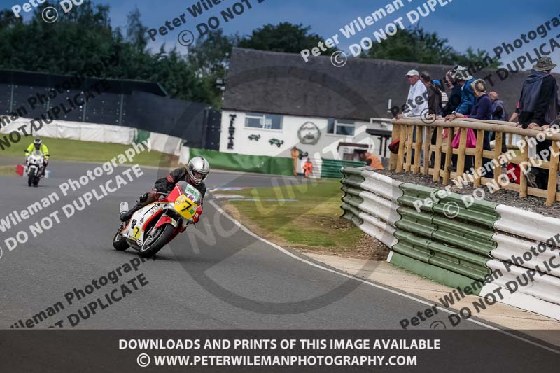 Vintage motorcycle club;eventdigitalimages;mallory park;mallory park trackday photographs;no limits trackdays;peter wileman photography;trackday digital images;trackday photos;vmcc festival 1000 bikes photographs